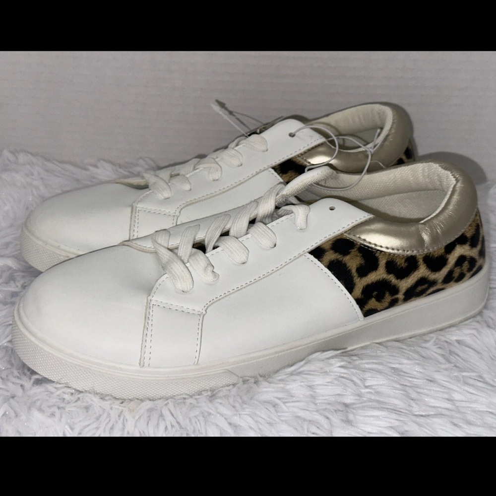 Bobbie Brooks Tennis shoes Leopard Animal Print Women’s Size 10 NWT